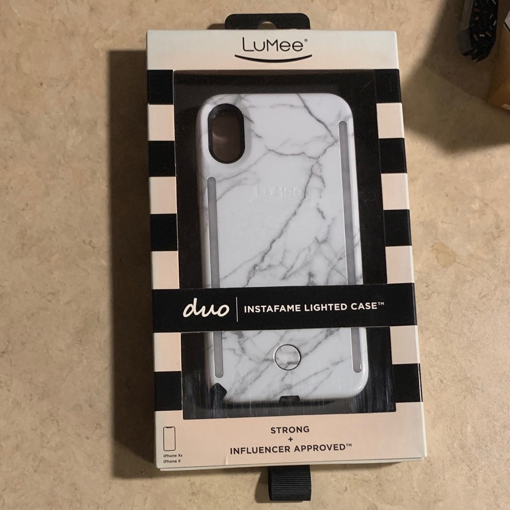 Lumee iPhone case NEW marble lighted xs x